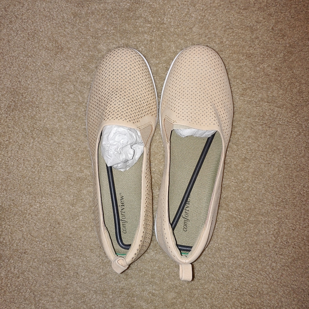 Comfortview Shoes 8.5W Brand New
